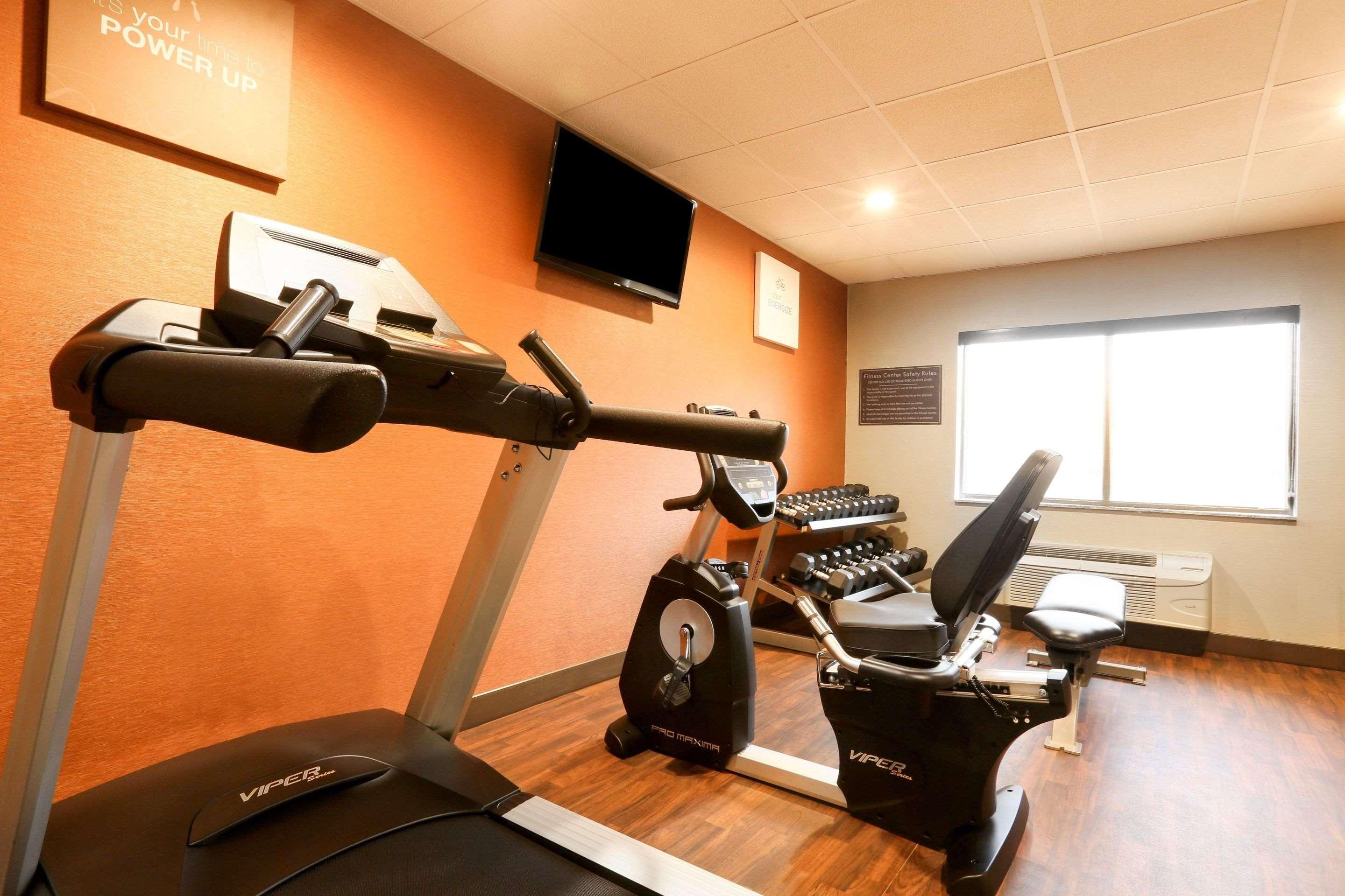 Comfort Inn & Suites Leeds I-20 Экстерьер фото